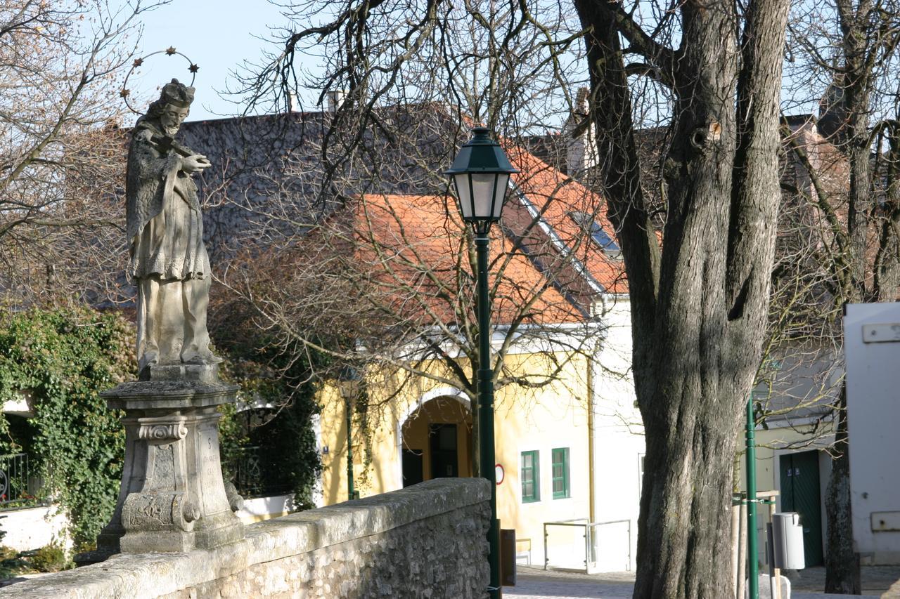 Schloss Gumpoldskirchen Kültér fotó