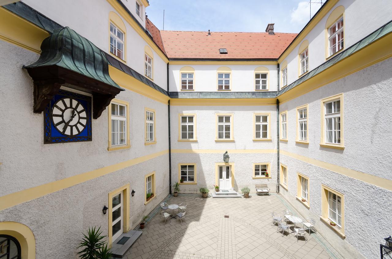 Schloss Gumpoldskirchen Kültér fotó